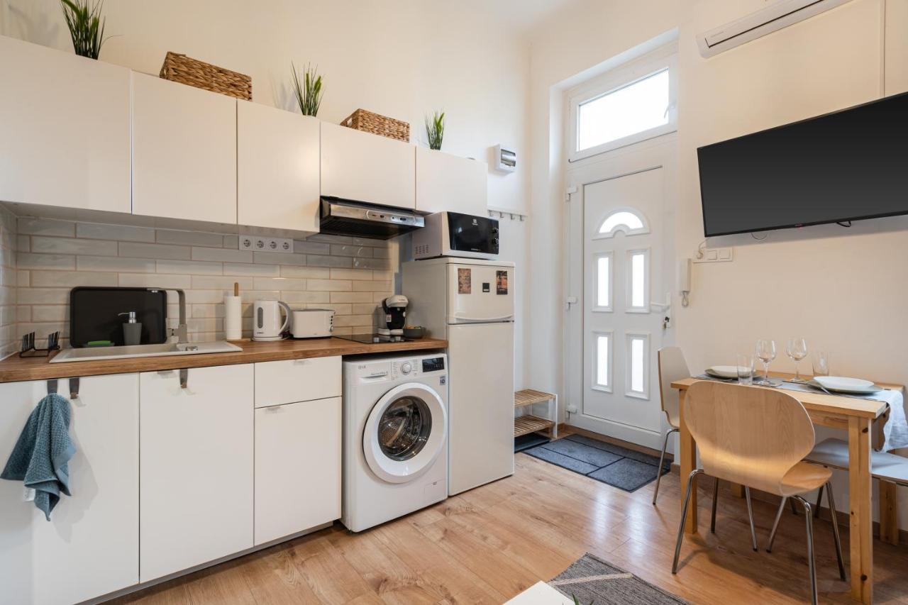 Wanderlust Hideaway Apartment