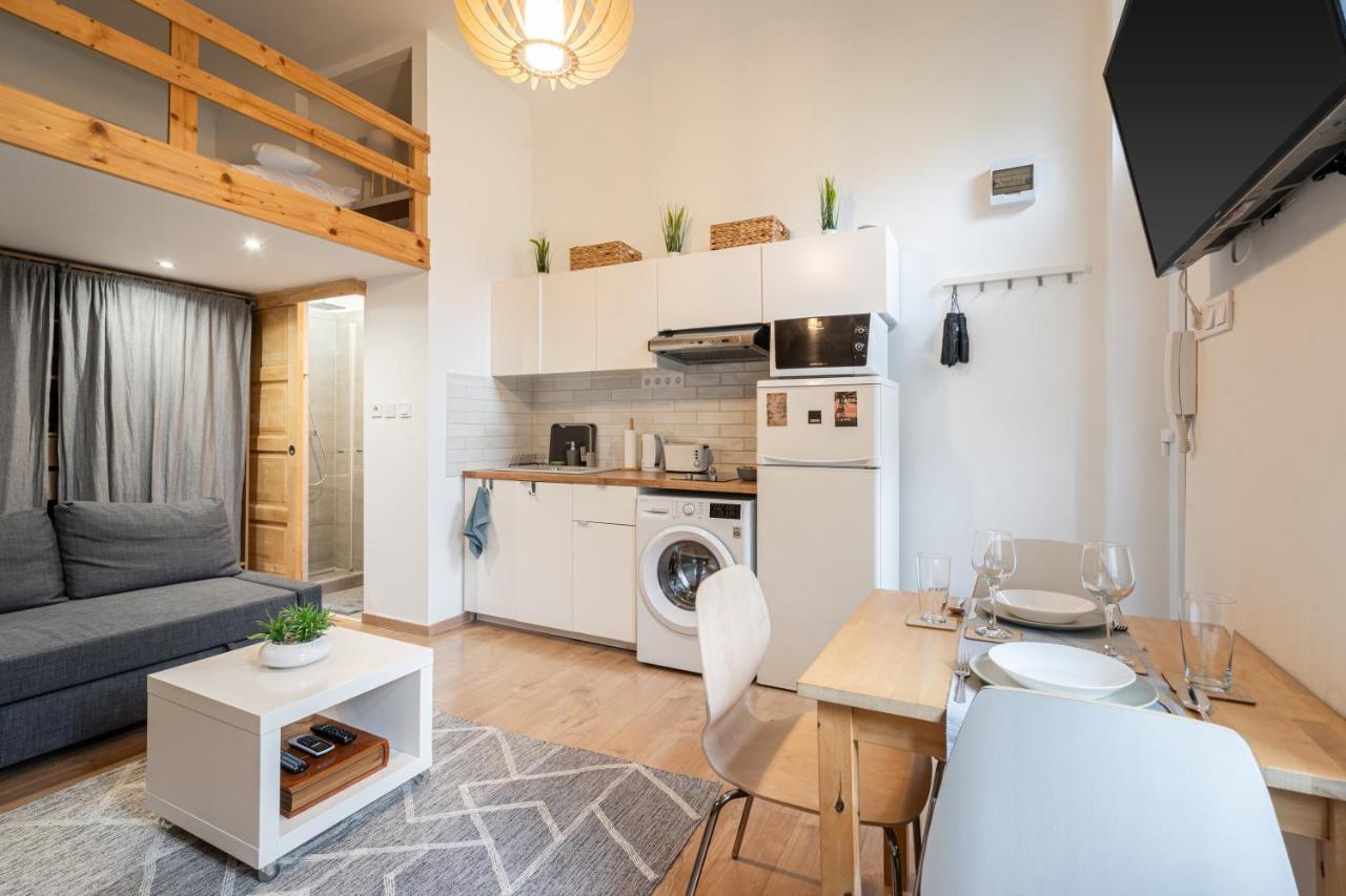Wanderlust Hideaway Apartment *